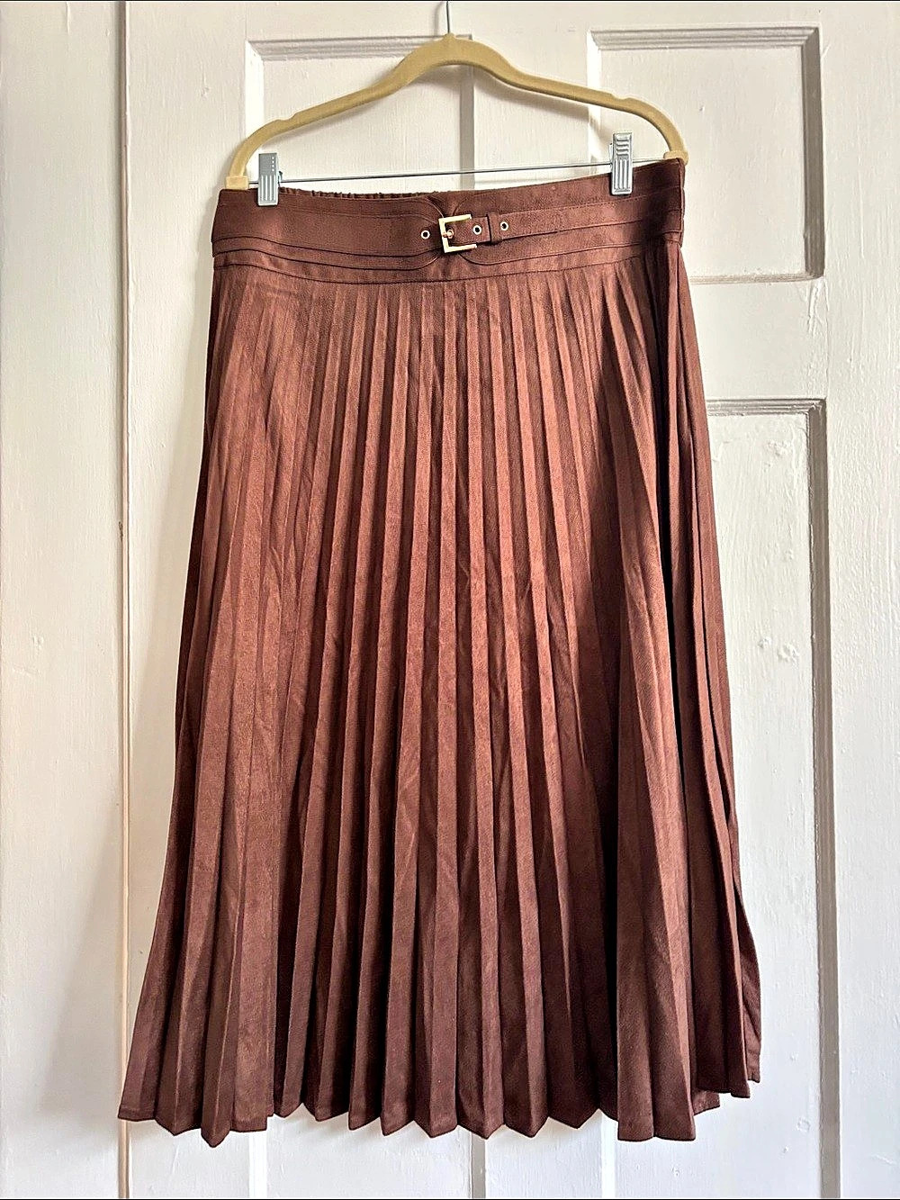 Laffaire Pleated Midi Skirt in Brown Faux Suede Size Large Like New